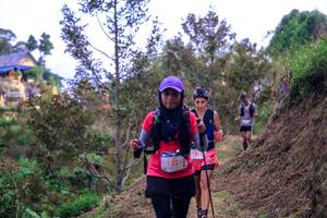 BIB: 5225, 5234
                            <button type="button" onclick="openModal(24848338)" class="btn btn-primary btn-sm float-right btn-popup" data-toggle="modal" data-target=".modal-high-quality">
                        <i class="fas fa-shopping-cart"></i> Add to Cart
                    </button>
                                            <button type="button" onclick="isThisMe(24848338, true)" class="btn btn-success btn-sm float-right btn-popup btn-isme hidden" data-toggle="tooltip" data-placement="bottom" title="นี่คือรูปของคุณใช่ไหม คลิกที่นี่เพื่อเอาเข้าอัลบั้ม">
                        <i class="fas fa-plus"></i> Add to album
                    </button>
                    <button type="button" onclick="isThisMe(24848338, false)" class="btn btn-warning btn-sm float-right btn-popup btn-isnotme hidden">
                        <i class="fas fa-ban"></i> Remove from album
                    </button>